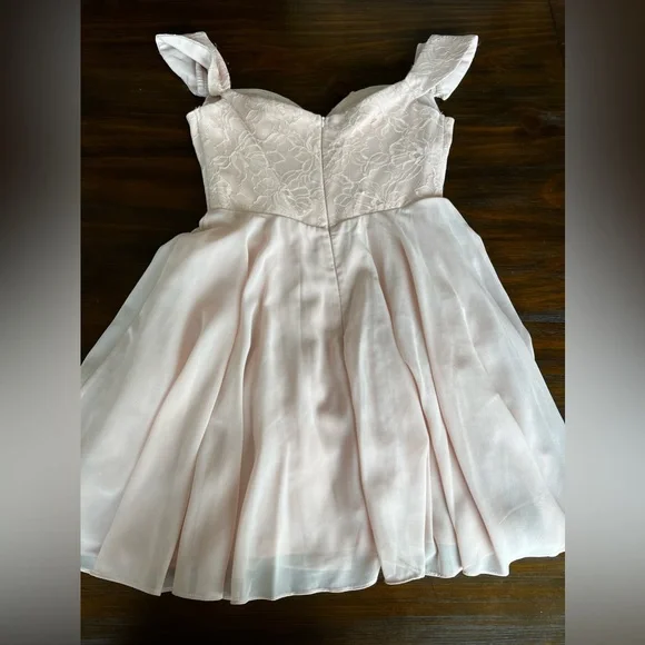 Blush Pink A-line Dress with Sweetheart
Neckline - Picture 5 of 5